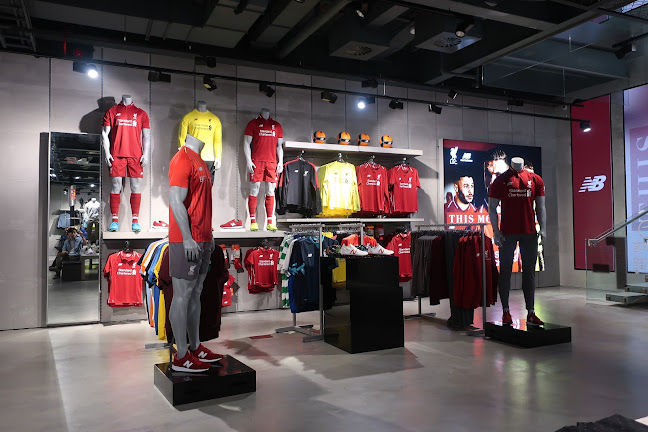 New Balance Flagship Store London - Sporting goods store