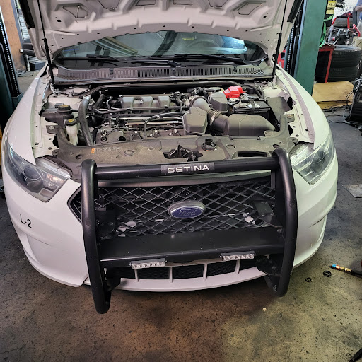 Auto Repair Shop «Lino Auto Repair», reviews and photos, 6214 All American Blvd # A, Orlando, FL 32810, USA