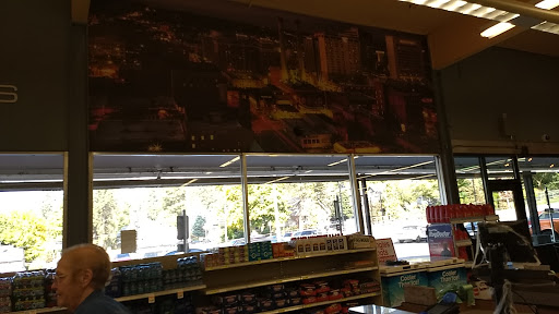 Supermarket «Rosauers Supermarkets», reviews and photos, 907 W 14th Ave, Spokane, WA 99204, USA