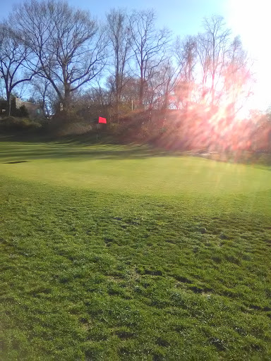 Golf Course «Christopher Morley Park Golf», reviews and photos, 500 Searingtown Rd, Roslyn, NY 11576, USA