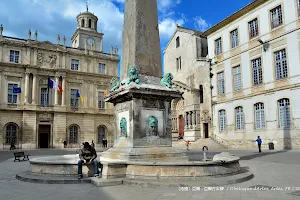 Obélisque d'Arles image