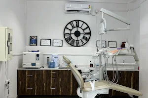 Dant Sutra Dental Clinic image
