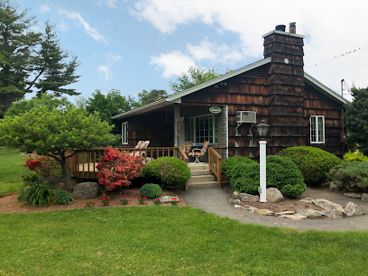 Crescent Lodge & Country Inn