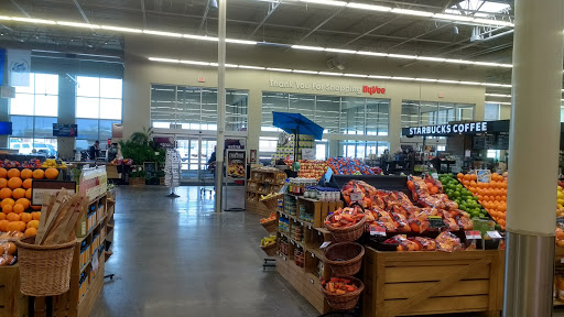 Supermarket «Hy-Vee», reviews and photos, 1403 N Veterans Pkwy, Bloomington, IL 61704, USA