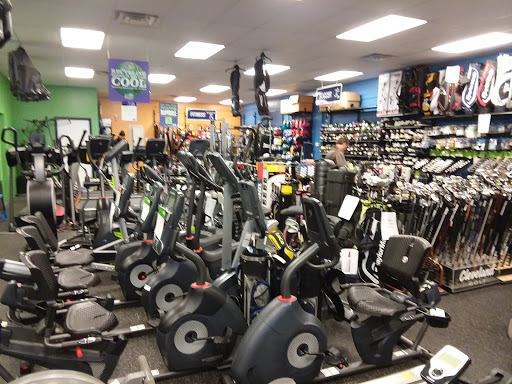 Sporting Goods Store «Play It Again Sports - Twinsburg, OH», reviews and photos, 8870 Darrow Rd, Twinsburg, OH 44087, USA