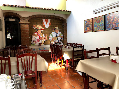 Restaurante La Veracruz - 5 de Mayo No. 22 norte, Centro, 63940 Ixtlán del Río, Nay., Mexico