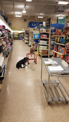 Pet Supply Store «PetSmart», reviews and photos, 711 US-41, Schererville, IN 46375, USA