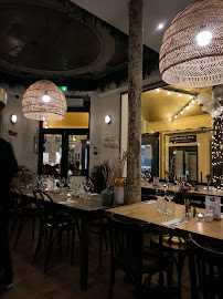 Atmosphère du Restaurant ONZE À TABLE à Paris - n°6