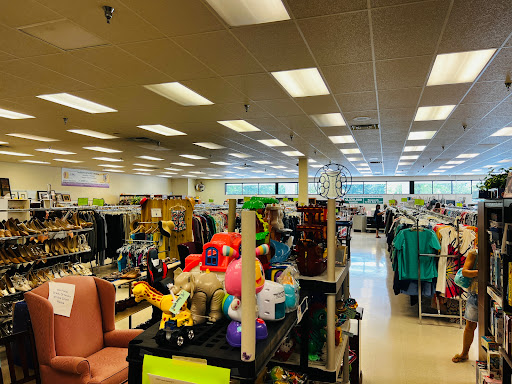 Thrift Store «Guardian Angel Thrift Inc», reviews and photos, 710 Laura Duncan Rd, Apex, NC 27502, USA
