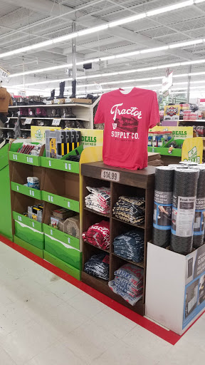 Home Improvement Store «Tractor Supply Co.», reviews and photos, 216 Susquehanna Blvd, West Hazleton, PA 18202, USA