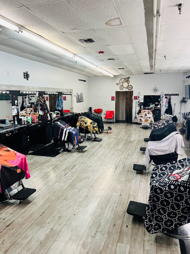 Legends Barbershop 35244