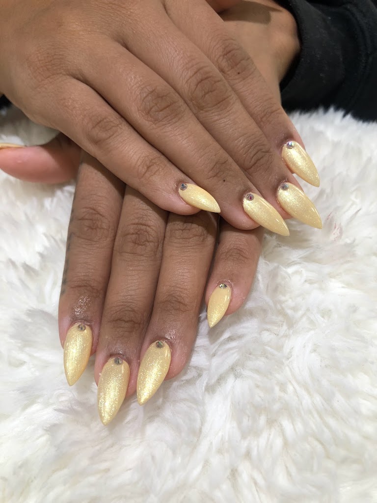 Nails on Hand 91724