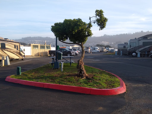 Campground «San Francisco RV Resort», reviews and photos, 700 Palmetto Ave, Pacifica, CA 94044, USA