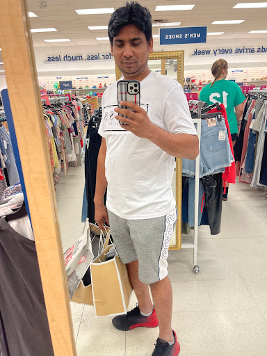 Electronics Store «Best Buy», reviews and photos, 1 Galleria Dr J107, Cheektowaga, NY 14225, USA