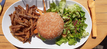 Hamburger végétarien du Restaurant La Chapelle à Saint-Aventin - n°8