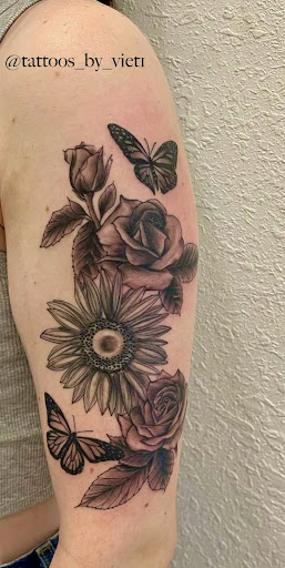 Explore kiss tattoo ideas, creative tattoo ideas in San Jose, available at Conviction Tattoo Studio