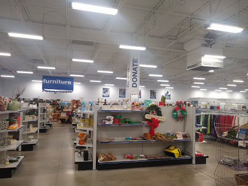 Thrift Store «Goodwill Warwick Retail Store», reviews and photos, 11061 Warwick Blvd, Newport News, VA 23601, USA