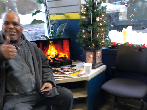 Auto Repair Shop «Monro Muffler Brake & Service», reviews and photos, 200 New Hartford Rd, Winsted, CT 06098, USA