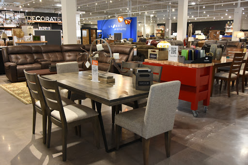 Furniture Store «Slumberland Furniture», reviews and photos, 4390 Dodge St, Dubuque, IA 52003, USA