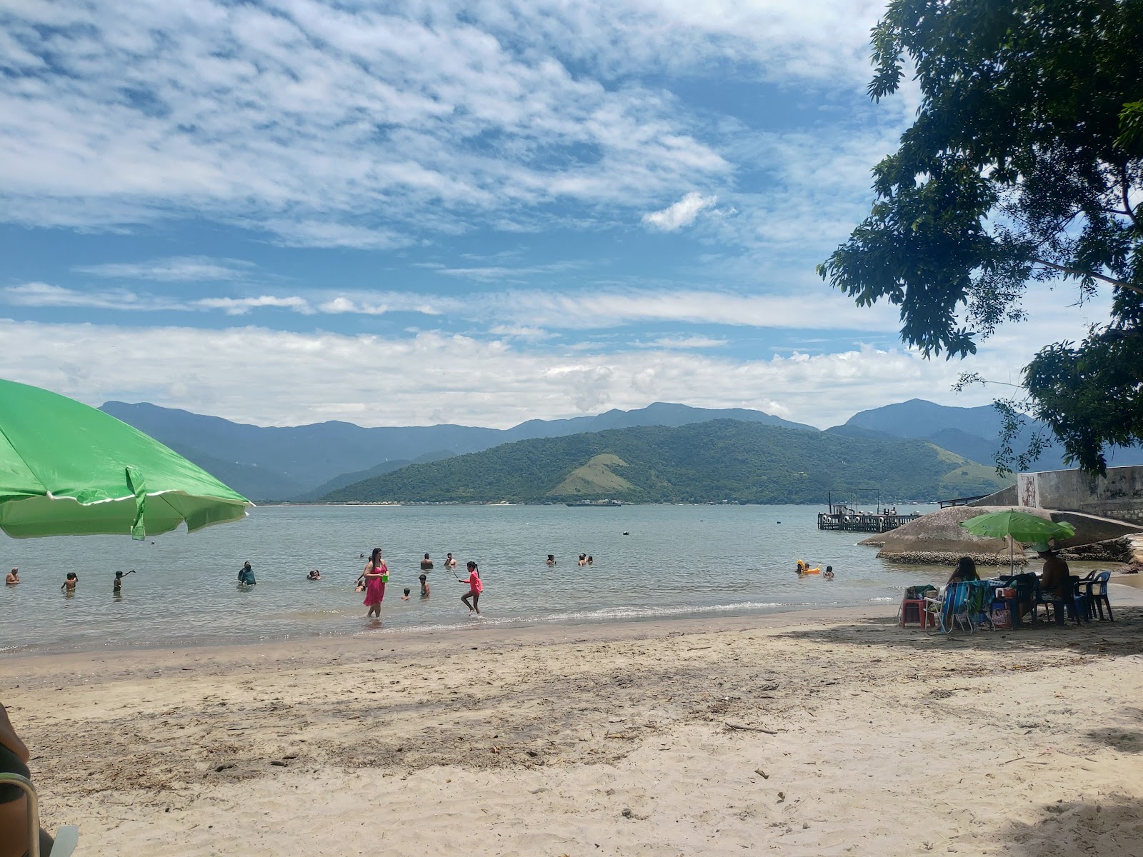 Foto de Taperinha Beach con arena beige superficie
