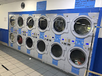 Opa-Locka Coin Laundry - Photo 6 - Car repair in Opa-locka, FL, Hialeah