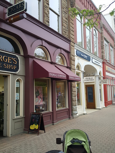 Cosmetics Store «Merle Norman Cosmetic Studio», reviews and photos, 29 W 8th St, Holland, MI 49423, USA
