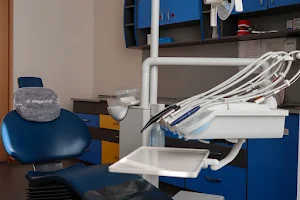 Сеть стоматологических клиник DS image