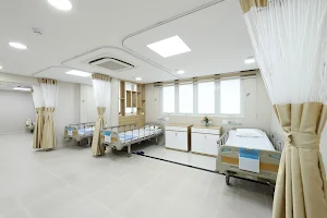 My Duc Hospital image