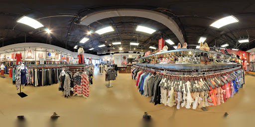 Clothing Store «Uptown Cheapskate», reviews and photos, 500 E Round Grove Rd #131, Lewisville, TX 75067, USA