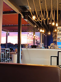 Atmosphère du Restaurant méditerranéen L'Octopus Bar & Restaurant à Le Grau-du-Roi - n°7