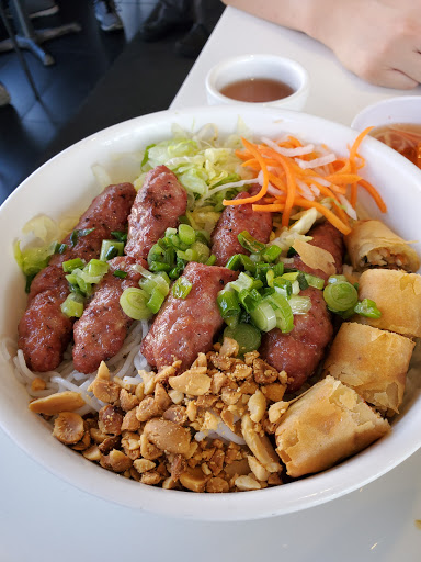 Asian Grocery Store «Tai Nam Food Market», reviews and photos, 4925 N Broadway St, Chicago, IL 60640, USA