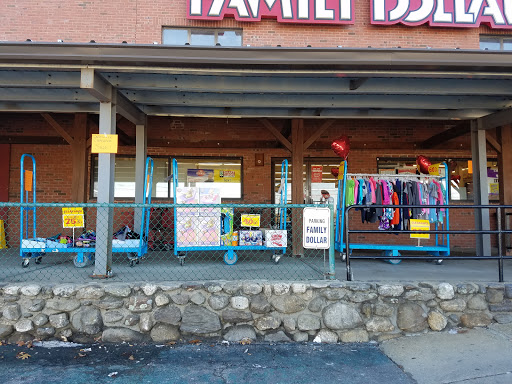 Dollar Store «FAMILY DOLLAR», reviews and photos, 901 Central St, Leominster, MA 01453, USA
