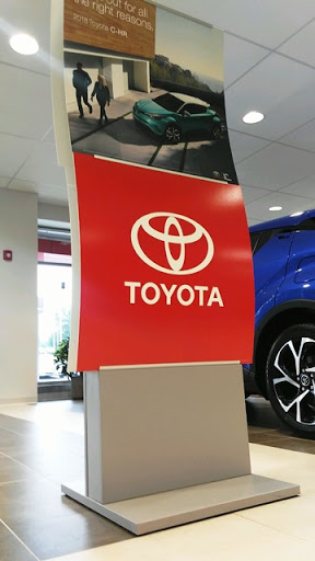 Car Dealer «Vanderstyne Toyota», reviews and photos, 4374 W Ridge Rd, Rochester, NY 14626, USA