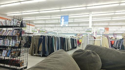 Thrift Store «Guadalupe & Rural Goodwill Goodwill Retail Store & Donation Center», reviews and photos, 805 E Guadalupe Rd, Tempe, AZ 85283, USA