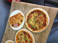 Plats et boissons du Pizzeria Allo Pizza / meilleur crepes à Épinay-sur-Seine - n°1
