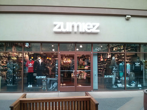 Clothing Store «Zumiez», reviews and photos, 1001 N Arney Rd #629, Woodburn, OR 97071, USA