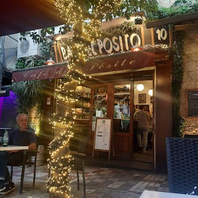 Café Bar del Pósito - Pl. el Pósito, 10, 23001 Jaén, Spain