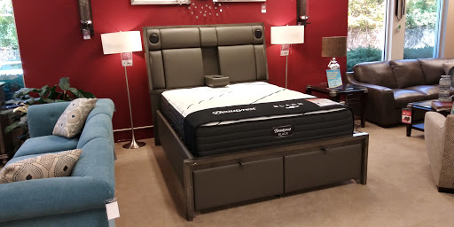 Furniture Store «Raymour & Flanigan Furniture and Mattress Store», reviews and photos, 275 Glen Cove Rd, Carle Place, NY 11514, USA