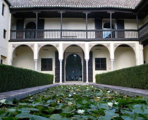 Escuela de Estudios Árabes