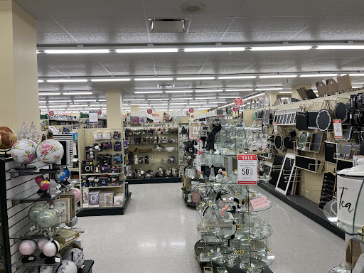 Craft Store «Hobby Lobby», reviews and photos, 290 Hawthorn Village Commons, Vernon Hills, IL 60061, USA