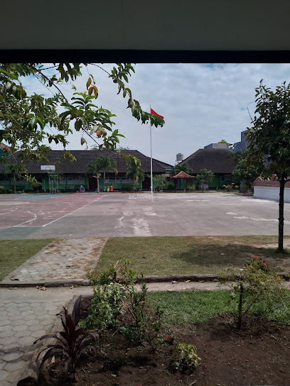 SMP Negeri 10 Mataram