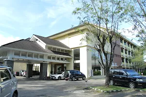 Dangau Hotel Kubu Raya image