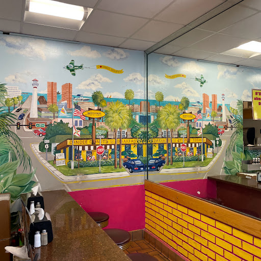Donut Shop «Dandee Donut Factory», reviews and photos, 1900 E Atlantic Blvd, Pompano Beach, FL 33060, USA