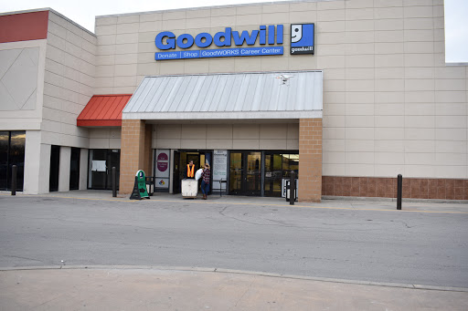 Goodwill North Oak