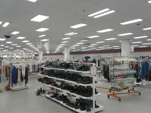 Thrift Store «Impact Thrift Stores - Feasterville», reviews and photos, 91 E Street Rd, Feasterville-Trevose, PA 19053, USA