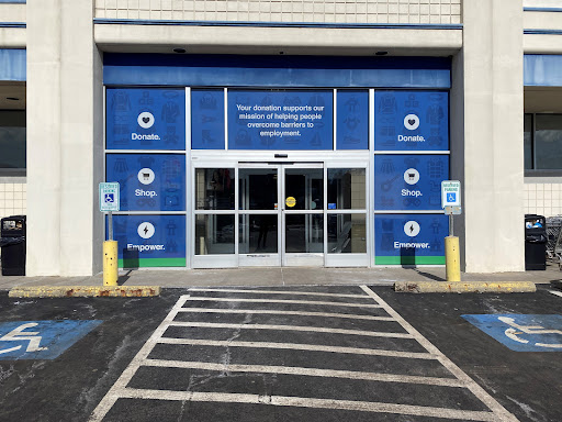 Goodwill, 4101 Gibsonia Rd, Gibsonia, PA 15044, USA, 