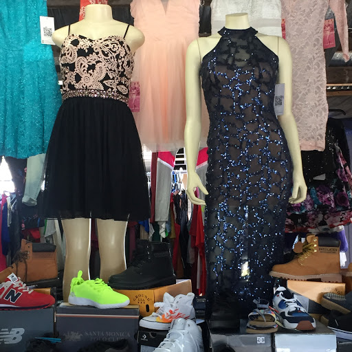 Flea Market «Parkland Flea Market & Restaurant», reviews and photos, 4994 Murfreesboro Rd, Lebanon, TN 37090, USA