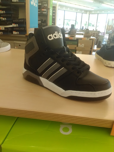 Shoe Store «Rack Room Shoes», reviews and photos, 4677 W Irlo Bronson Memorial Hwy, Kissimmee, FL 34746, USA