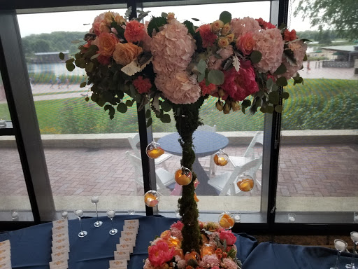 Florist «Libertyville Florist», reviews and photos, 103 W Rockland Rd, Libertyville, IL 60048, USA