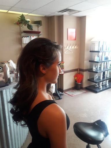 Beauty Salon «Bangs Hair Salon», reviews and photos, 503 S 3rd St, Louisville, KY 40202, USA